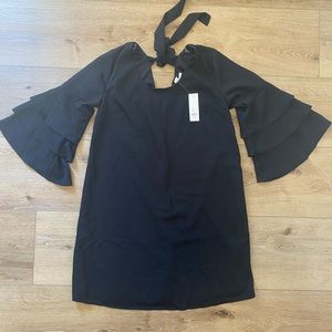 Francesca’s collection black woman’s dress- size medium